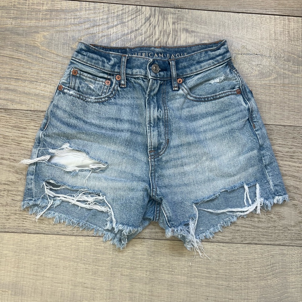 American Eagle Highest Rise 90s Boyfriend Short Size 00